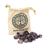 Runen-Orakelset Amethyst im Baumwollbeutel -- 218g