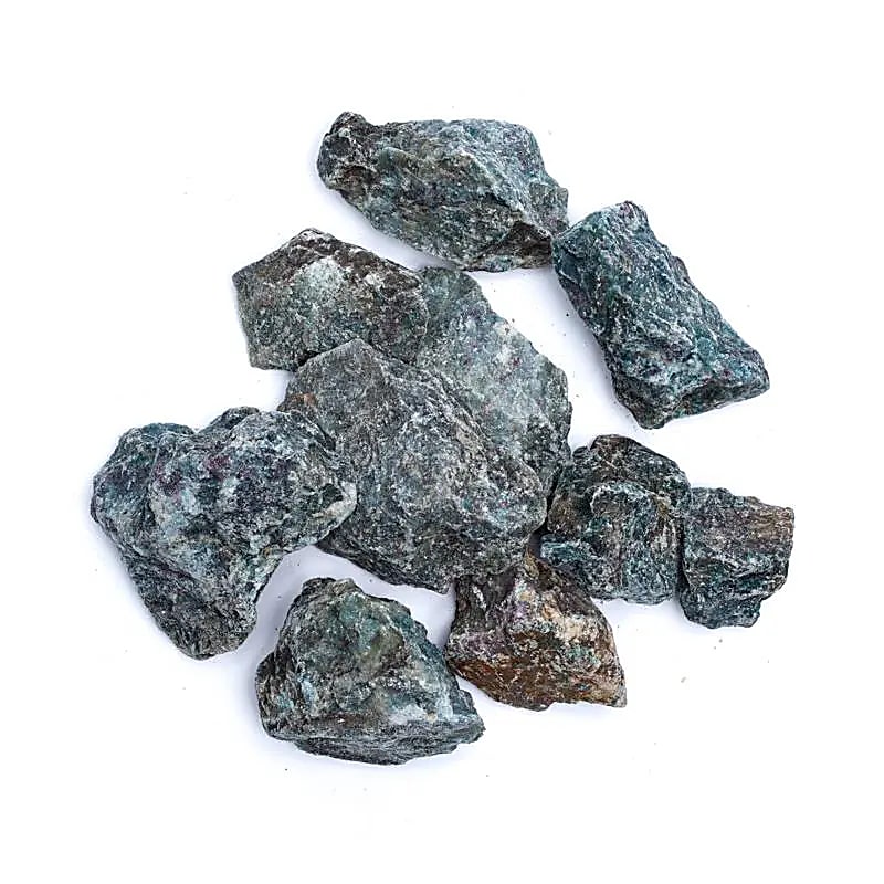 Rubin roh mit Kyanit -- ±3-8cm; ±1000g